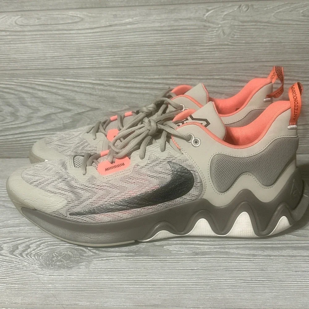 Nike Giannis Immortality 2‎ Mens 18 Grey Coral Basketball Shoes DM0825-003 NWOB